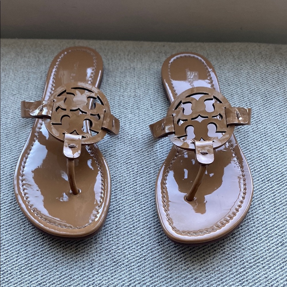 Tory Burch Patent Leather Tan Women's Thong Sandals